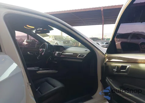 2015 Mercedes-Benz E 350 4Matic z USA, uszkodzony, nr VIN WDDHF8JB5FB089437